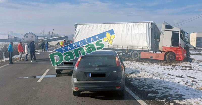 Foto Saobraćajne patrole Kraljevo